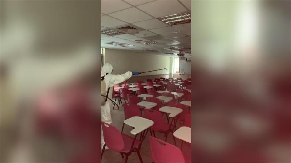 大學遠距教學首日狀況多學生坦言：看不到老師不習慣