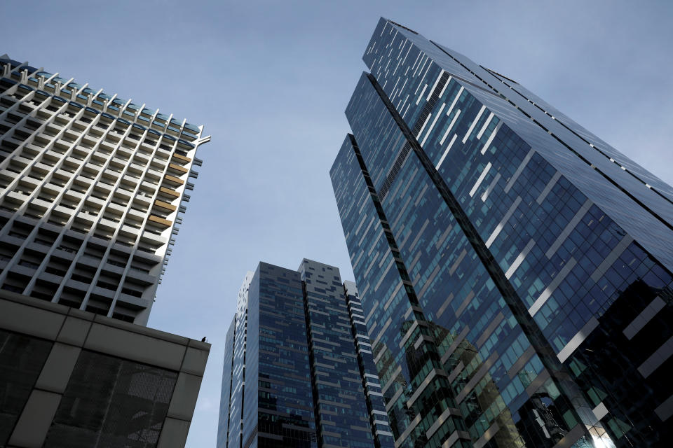 Asia Square Tower Two (R) is seen in Singapore September 21, 2017. REUTERS/Edgar Su