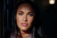 <a href="https://es.vida-estilo.yahoo.com/amas-2020-megan-fox-primera-alfombra-roja-con-machine-gun-kelly-125812177.html" data-ylk="slk:Megan Fox;elm:context_link;itc:0;sec:content-canvas;outcm:mb_qualified_link;_E:mb_qualified_link;ct:story;" class="link  yahoo-link">Megan Fox</a> apareció en 'Transformers' (2007) y 'Transformers: La venganza de los caídos' (2009) antes de dejar la franquicia. La controversia estalló en 2009, cuando la intérprete declaró a la revista Wonderland que era "una pesadilla" trabajar con Michael Bay. Llegó a comparar al director con Hitler y Steven Spielberg, productor de la saga, pidió que la despidieran. (Foto: Paramount Pictures)