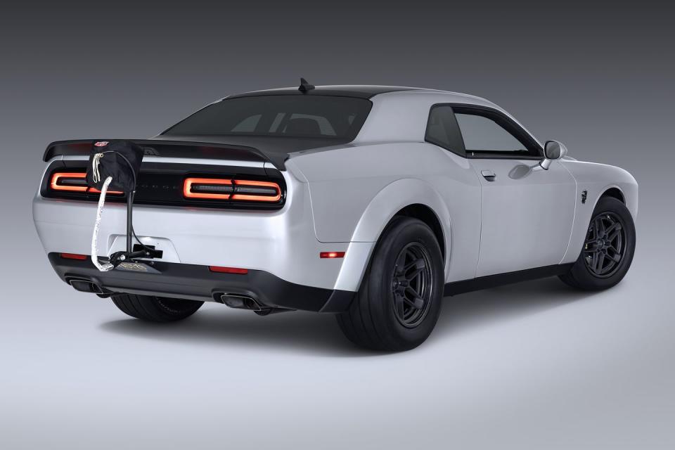 <p>2023 Dodge Challenger SRT Demon 170</p>