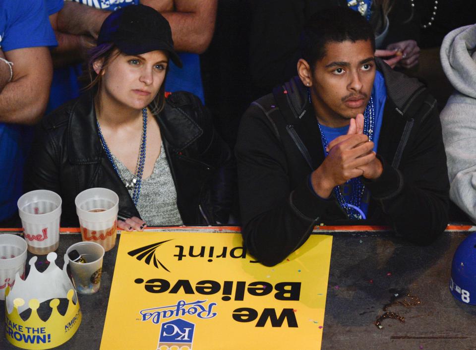 Kansas City Royals fans react as they watch the broadcast of baseball's World Series Game 7 between the San Francisco Giants and the Kansas City Royals, at The Kansas City Power & Light District in Kansas City, Missouri, October 29, 2014. REUTERS/Sait Serkan Gurbuz (UNITED STATES - Tags: SPORT BASEBALL)