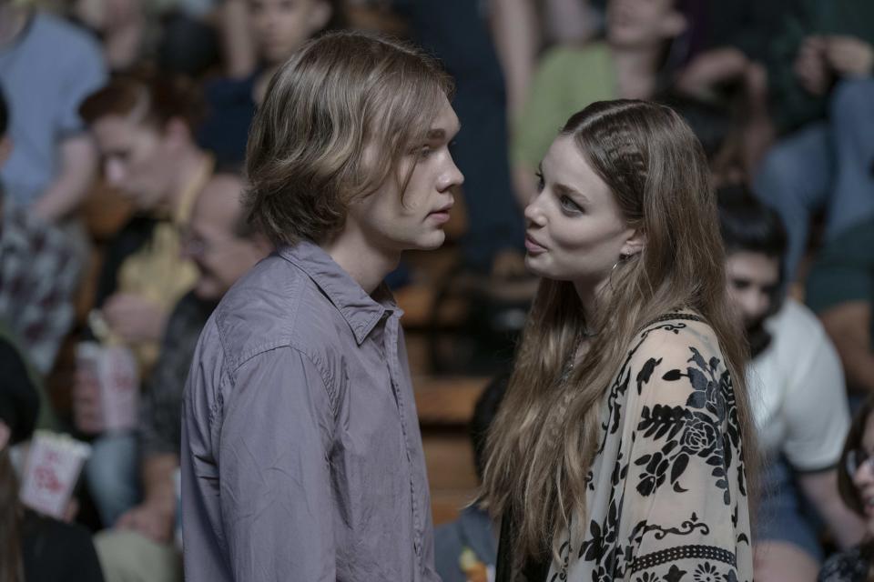 Charlie Plummer and Kristine Froseth in Looking for Alaska