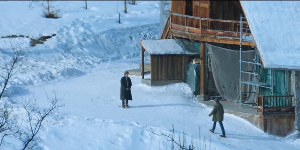 The chalet is shown as undergoing renovations in the Justine Triet-directed movie.