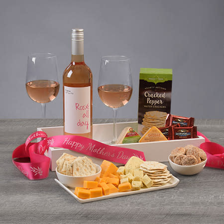 Gourmet Gift Baskets Mother's Day Ros? Gift Crate