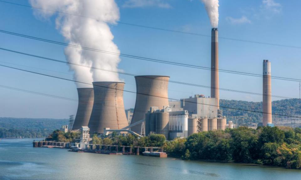 A coal-fired power station operated by FirstEnergy on the Ohio River near Shippingport, Pennsylvania.