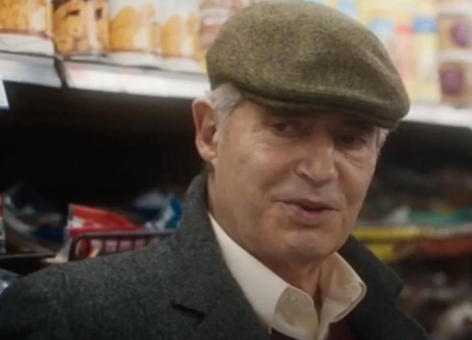 Michael Nouri as Roger Kaplan in The Watcher