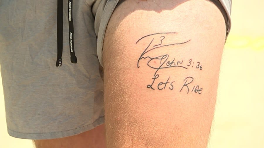 Broncos fan gets Russell Wilson's autograph tattooed