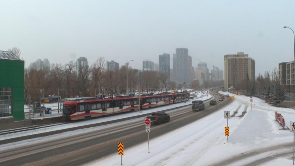 Friday’s forecasted daytime high of -31 C would the coldest daily high in Calgary in the last twenty years. 