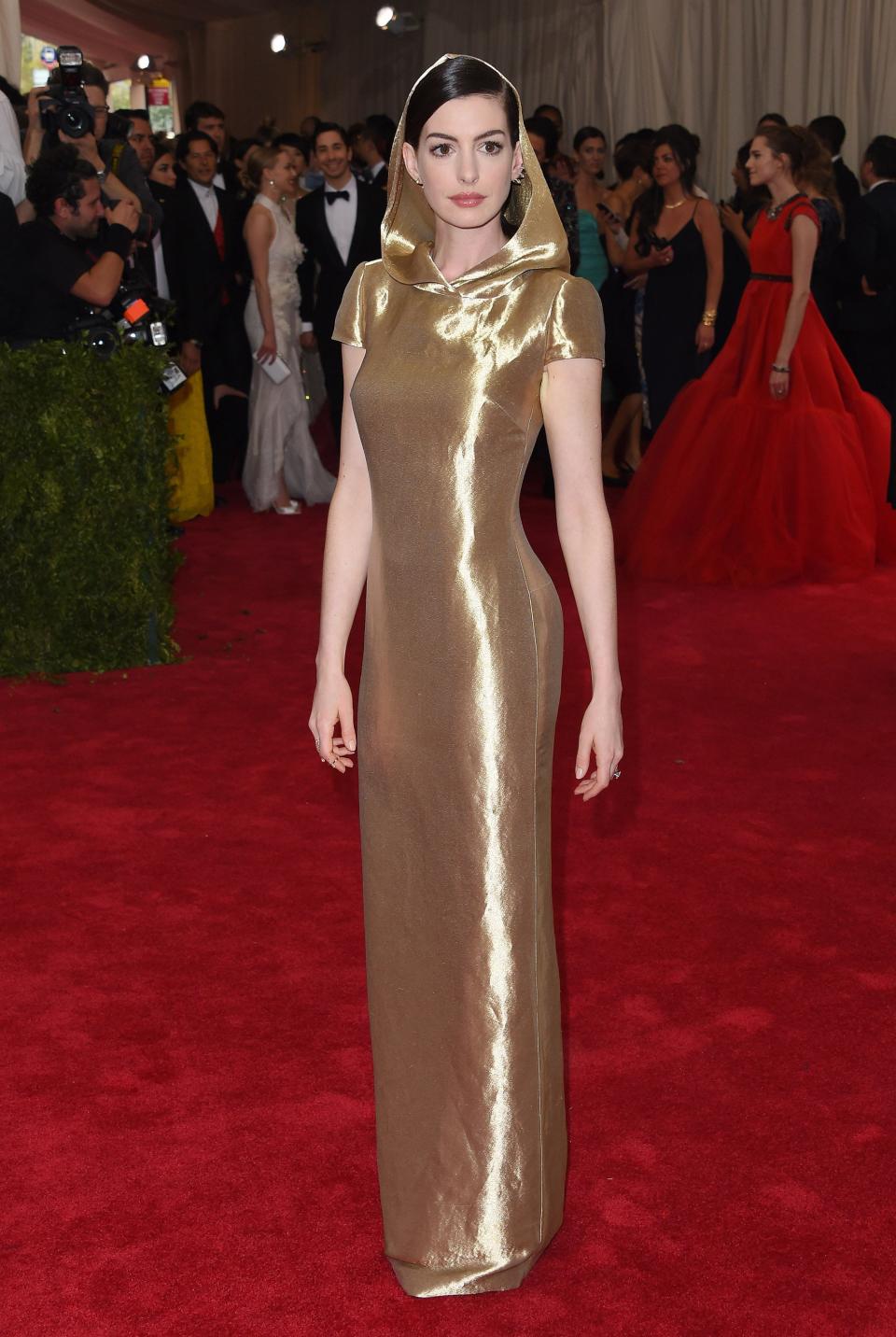 <h1 class="title">Anne Hathaway in Ralph Lauren, 2015</h1><cite class="credit">Photo: Getty Images</cite>