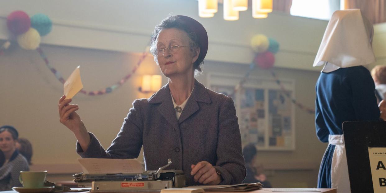 georgie glen as miss higgins, call the midwife christmas special 2022
