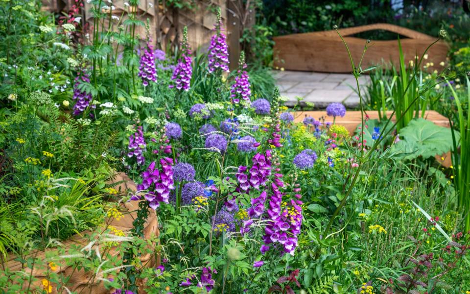 The Octavia Hill Garden by Blue Diamond with the National Trust