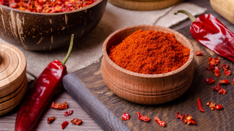 cayenne powder and peppers