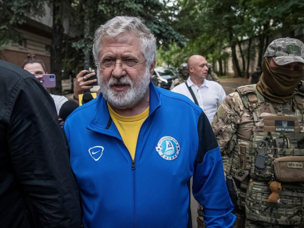 В Україні заарештували олігарха, який володів телеканалом, який транслював шоу Володимира Зеленського до того, як він став президентом