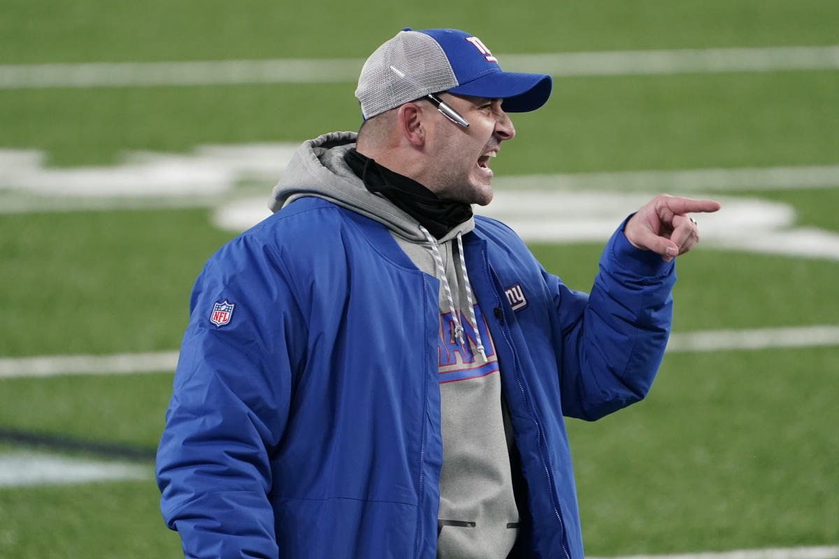 fishsports ✭ on X: Reaction to rumor of #Giants coach Joe Judge firing OL  coach Marc Colombo after the two got into a fist-fight? Joe Judge has a  death wish.  /