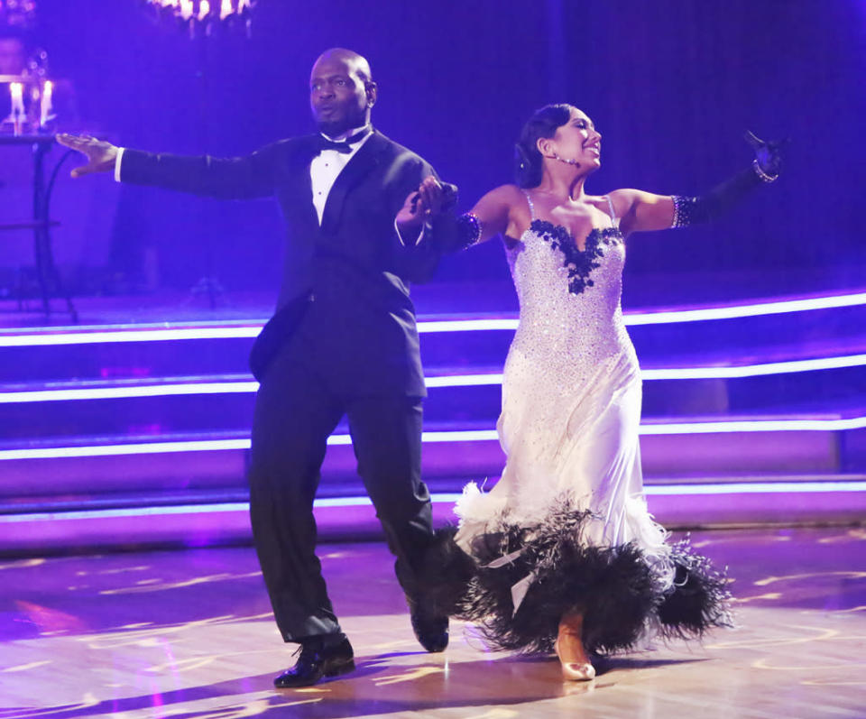 Emmitt Smith and Cheryl Burke (11/12/12)