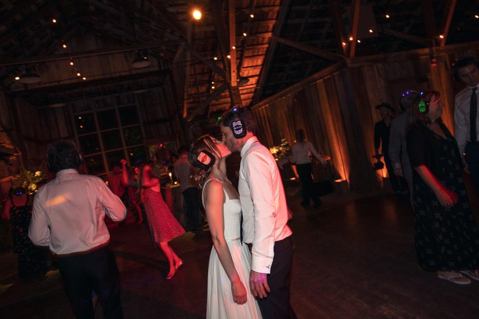 The actress and producer married the man of her dreams beneath a family of 800-year-old trees. Afterwards, the newlyweds surprised their guests with a Fred Astaire and Ginger Rogers–style tap routine and ended the night riding back to their rooms on bicycles decorated Burning Man–style with LED lights.