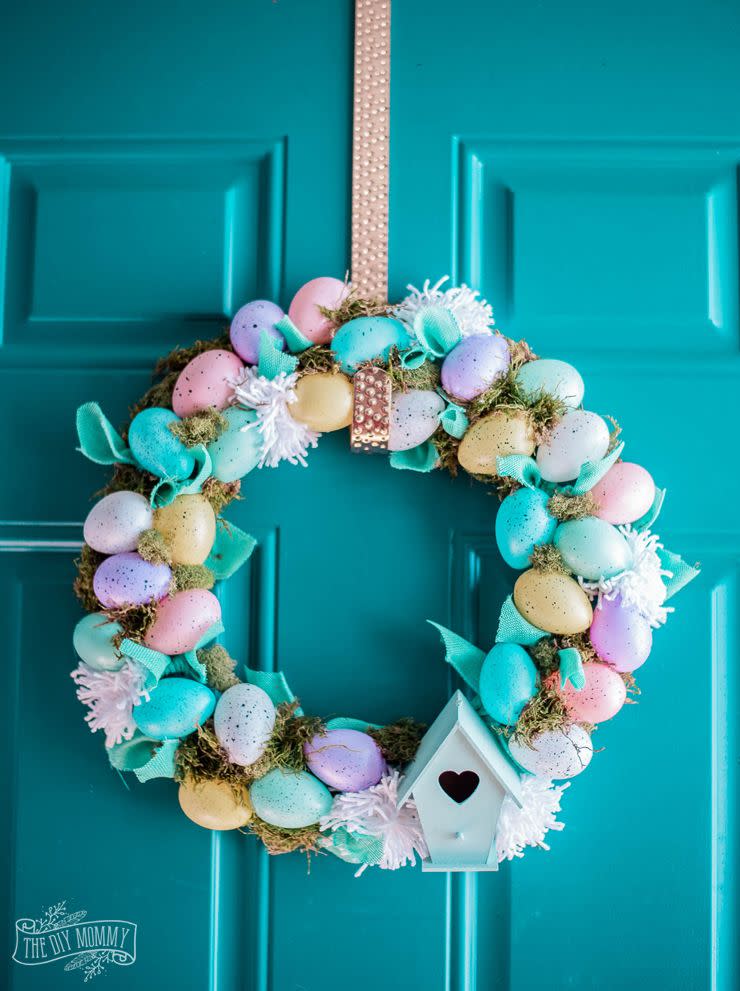 speckled egg easter wreath