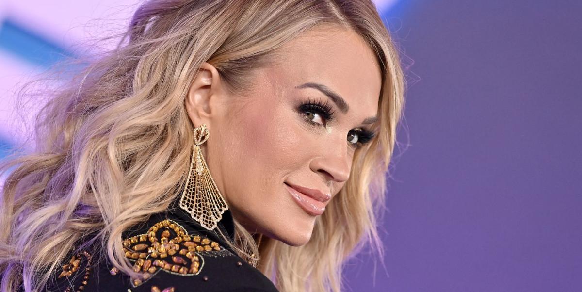 Carrie Underwood reveals unexpected piece of home accompanying her