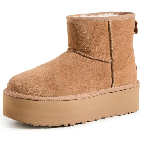 Where to Buy Jennifer Lopez's Platform Mini Ugg Boots: Sizing, Stretch