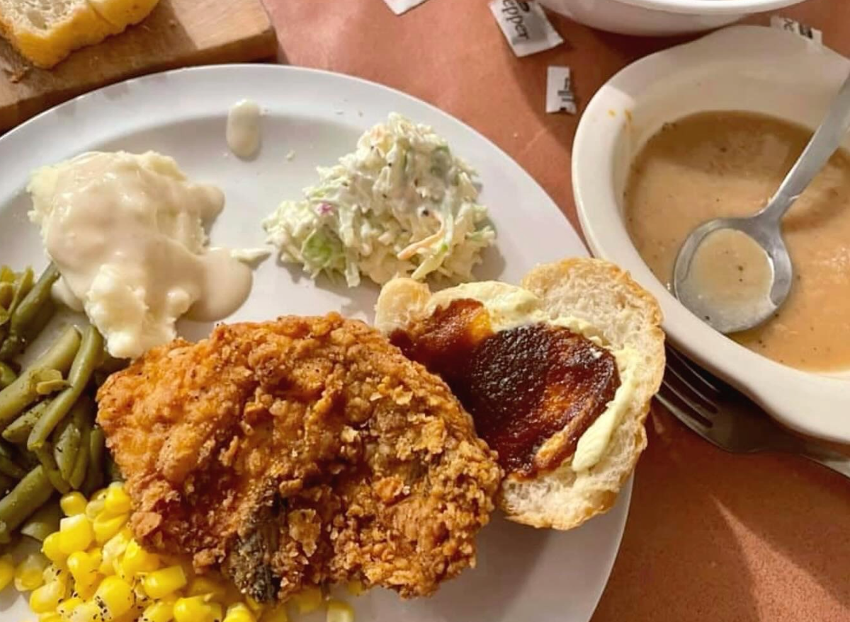 monte ne inn fried chicken and veggies on a plate.