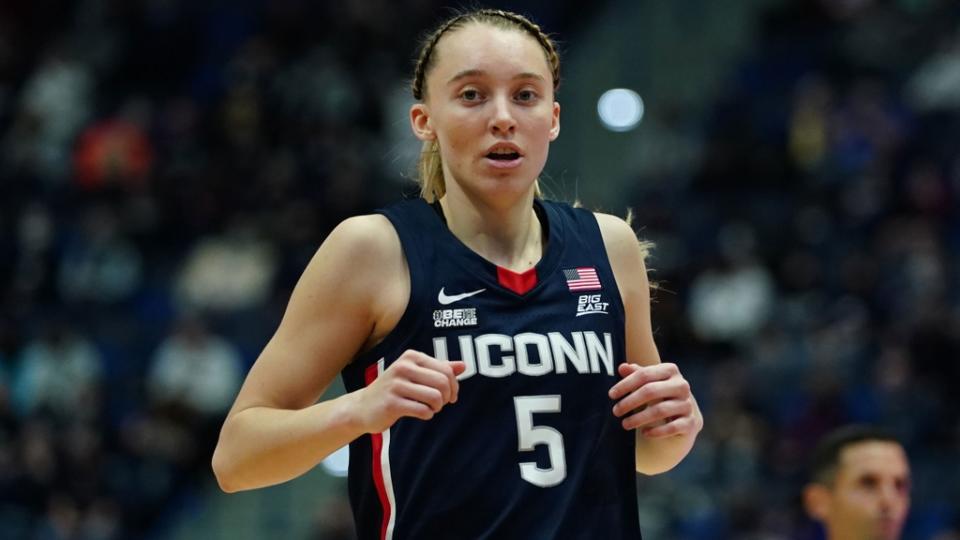Nov 14, 2021; Hartford, Connecticut, USA; UConn Huskies guard Paige Bueckers (5) returns up court against the Arkansas Razorbacks in the second half at XL Center.