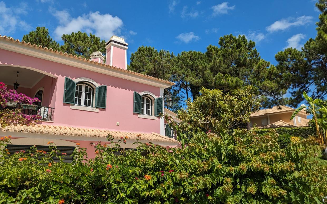 A pink mansion on the Soltroia Estate