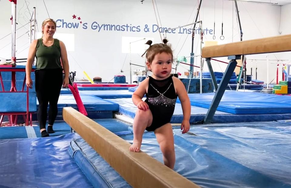 Shawn Johnson gymnastics - daughter
