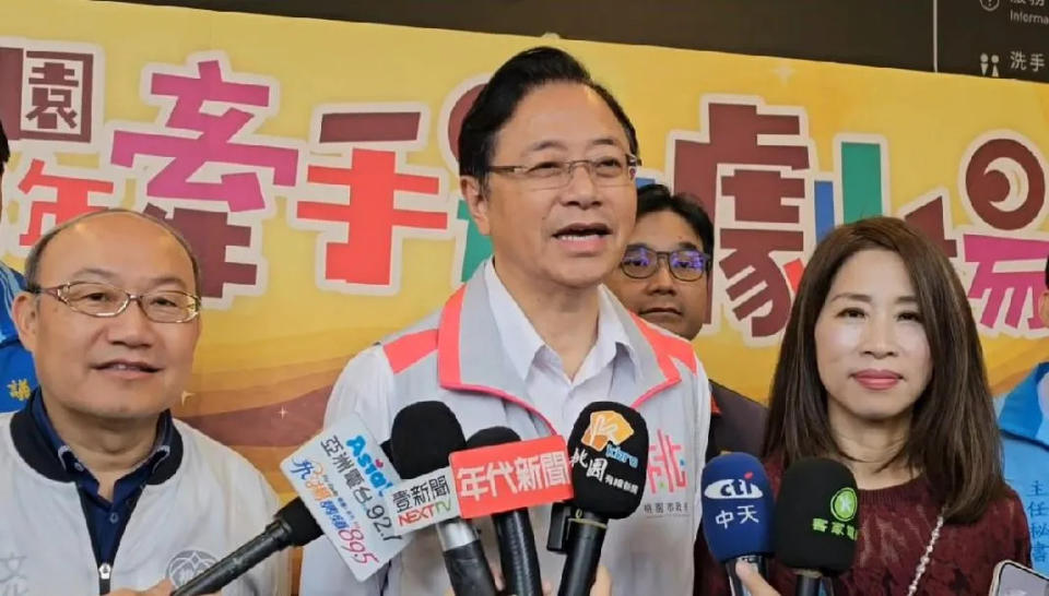 桃園市長張善政認為要改變電力結構才能改善台電的財務，進而解決供電設備故障頻傳的問題。（圖／中天新聞）