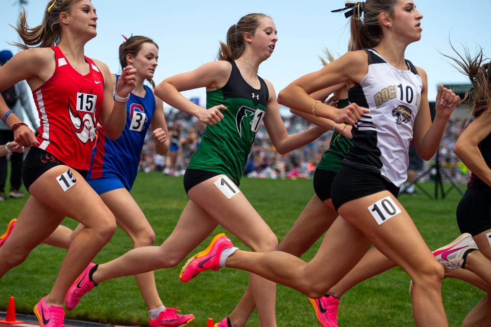 Fossil Ridge's Mia Williams competes in the 5A girls 800 meter race during the Colorado track & field state championships on Friday, May 17, 2024 at Jeffco Stadium in Lakewood, Colo.