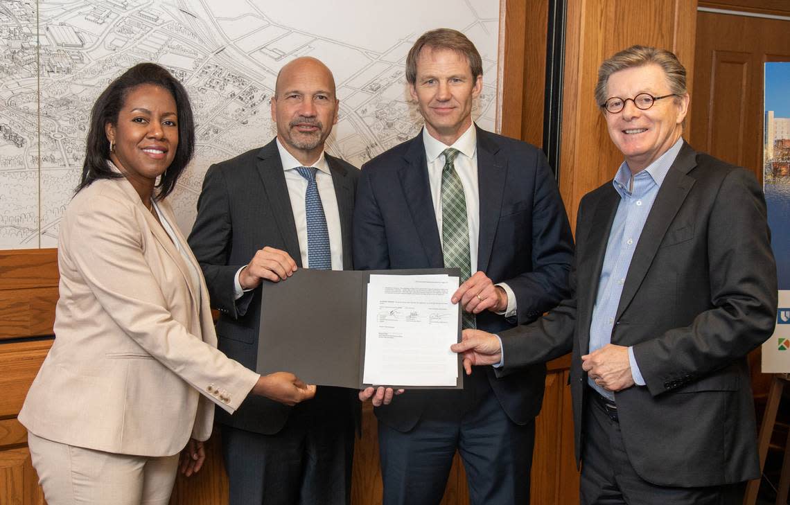 Stelfanie Williams, Vice President of Duke’s Office of Community Affairs, left, Craig Albanese, CEO, Duke University Health System, JB Buxton, President of Durham Technical Community College, and Vincent Price, President of Duke University, sign a collaboration between Duke University Health System, Duke Office of Durham and Community Affairs and Durham Technical Community College. The three organizations are joining forces to address the national nursing labor shortage crisis impacting North Carolina.