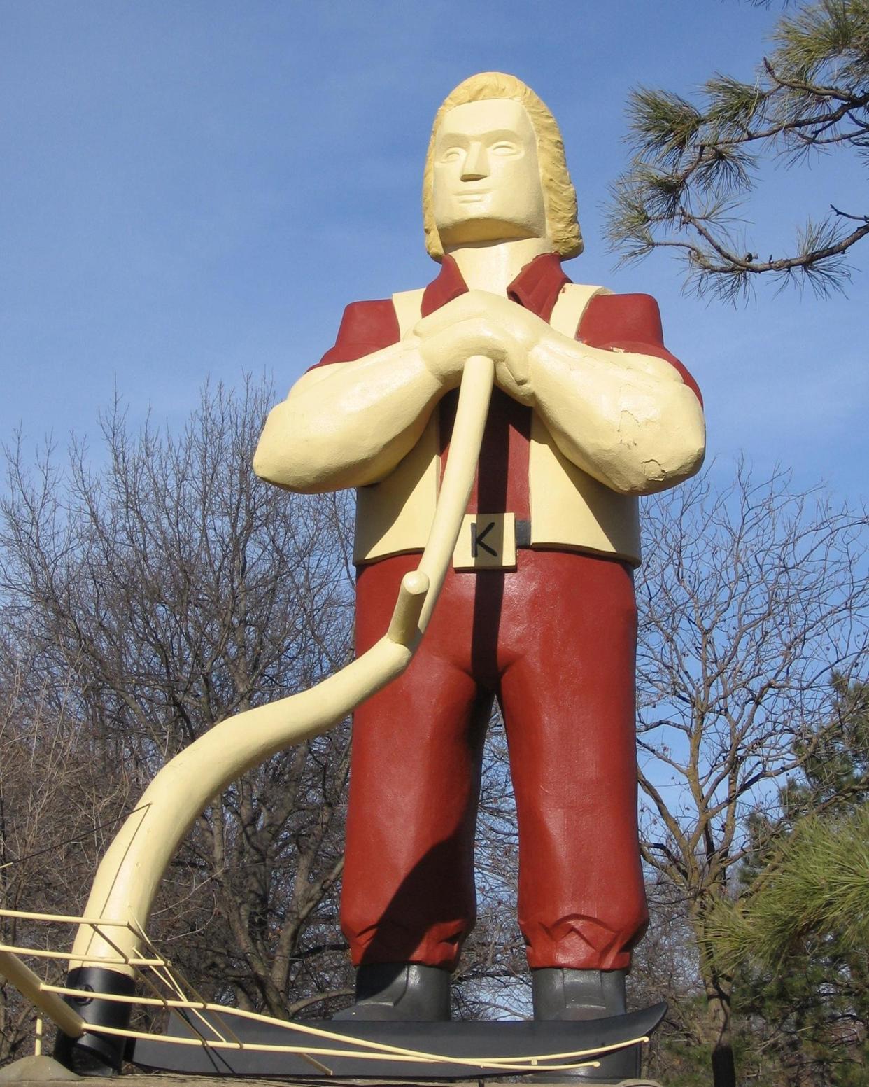 Johnny Kaw Statue