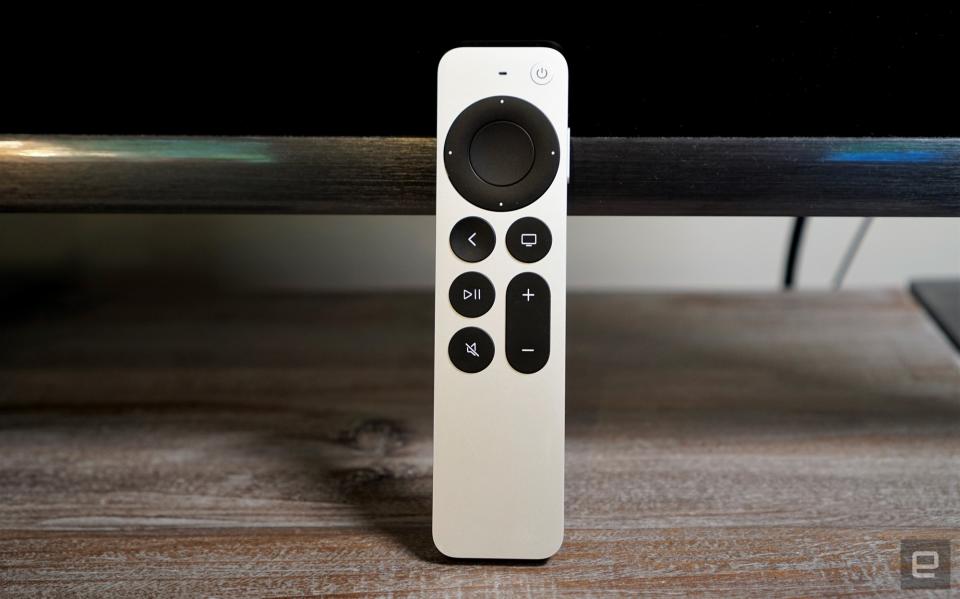 <p>Apple TV 4K (2021) Siri Remote</p>
