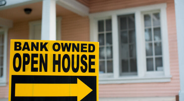 what does reo foreclosure mean