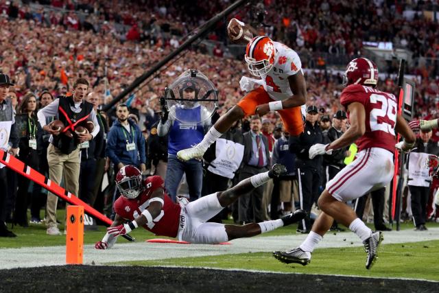 Former Bears QB Jay Cutler had special gift for Tennessee after beating  Alabama