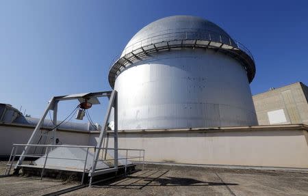 General view of experimental nuclear reactor Rapsodie during a visit at the Cadarache CEA (Atomic Energy Authority) site near Saint-Paul-les-Durance, south eastern France, September 26, 2014. REUTERS/Jean-Paul Pelissier