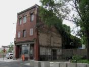 Fondée à la fin du 19e siècle, la forge Cadieux témoigne de l’activité métallurgique qui faisait jadis carburer ce quartier du Faubourg des Récollets ou de Griffintown. 815 rue Saint-Paul (Photo et légende: Héritage Montréal)