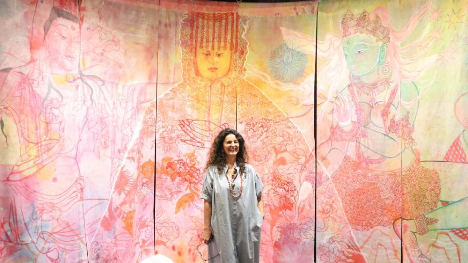 蕭壠國際藝術村重啟國際藝術交流，邀義大利裔美國藝術家米凱拉‧馬特洛展出《聖母的水漣漪》。（記者盧萍珊攝）
