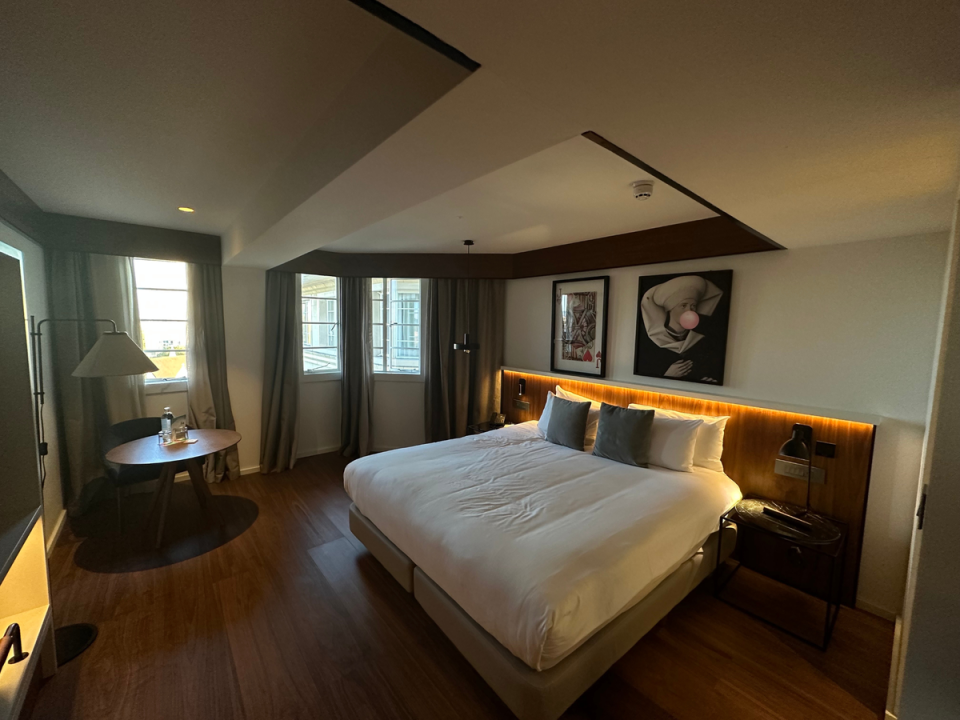 The Level Premium room at Meliá White House (Samuel Mathewson)