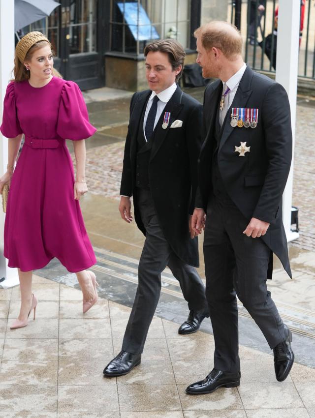 Prince Harry arrives with Princess Beatrice and Edoardo Mapelli Mozzi (Getty Images)