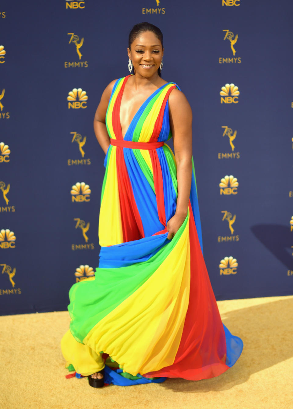 Haddish said the dress was inspired by the colors of the Eritrean flag. (Photo: Matt Winkelmeyer / Getty Images)