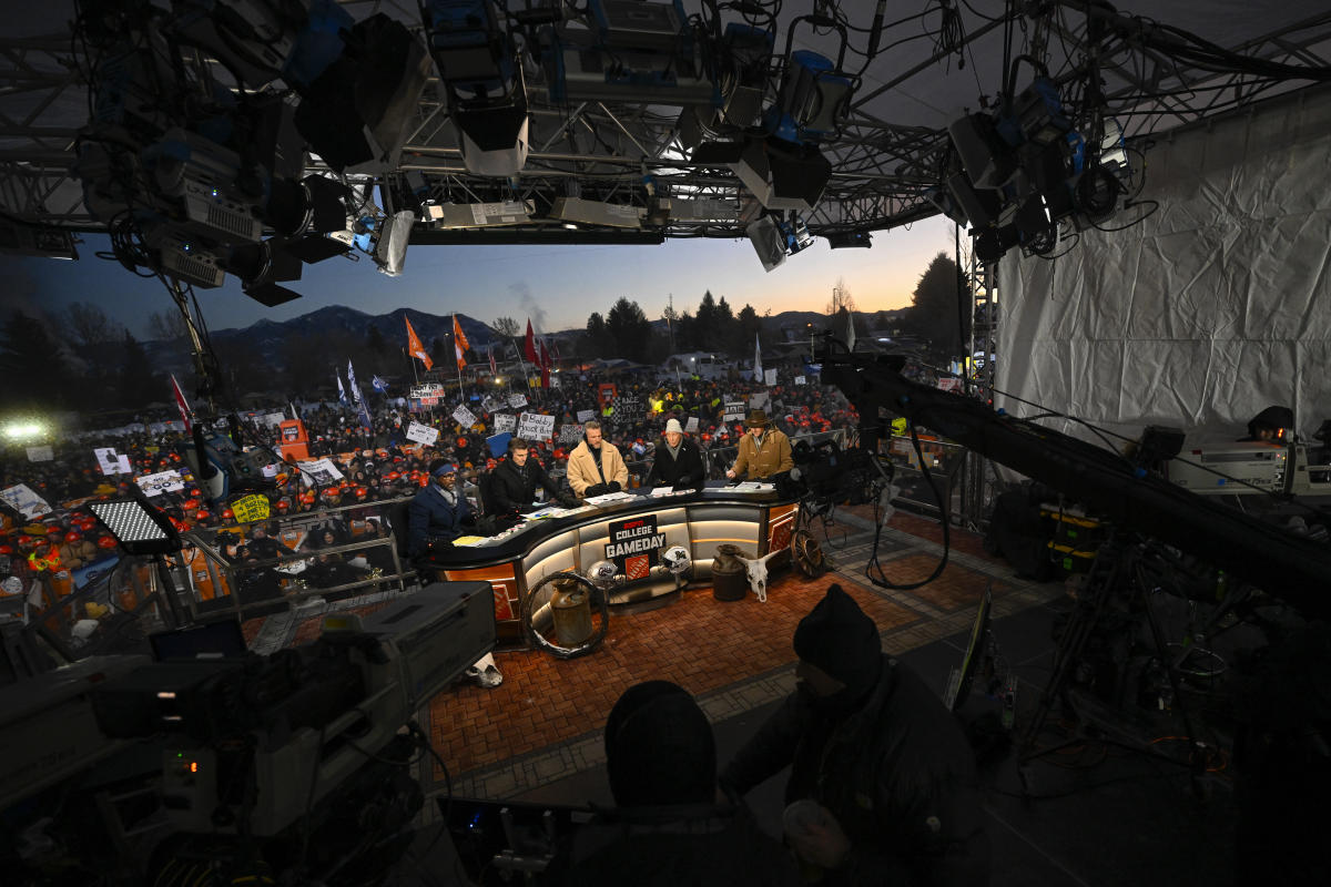 Who is The Bear on College GameDay? Where is he now?