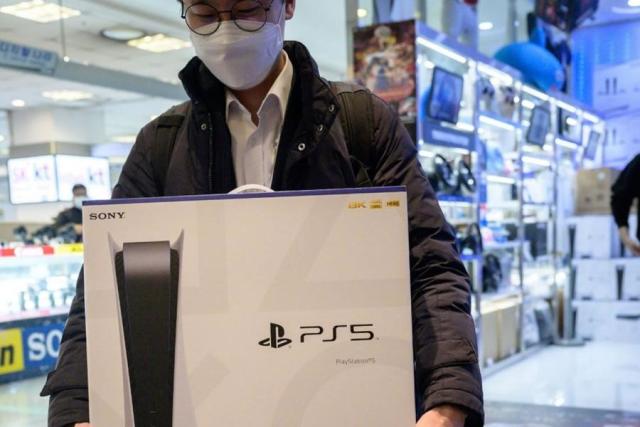 Precio de los accesorios de PS5 a la venta de lanzamiento con la consola