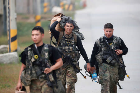 U.S. soldiers take part in a combined arms collective training exercise in Pocheon, South Korea September 19, 2017. REUTERS/Kim Hong-Ji