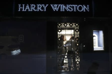 General view outside the luxury jewellers Harry Winston boutique after a robber stole diamonds worth 15 million euros ($16 million) in Cannes, France, January 18, 2017. REUTERS/Eric Gaillard