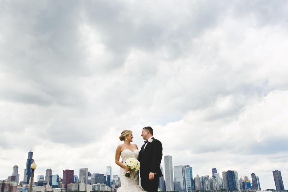 Ryan Holtan-Murphy and Marie Packer’s Green Bay Packers-themed wedding. Chicago, June 2017. (Credit: Jacob Poehls / JPP Studios)