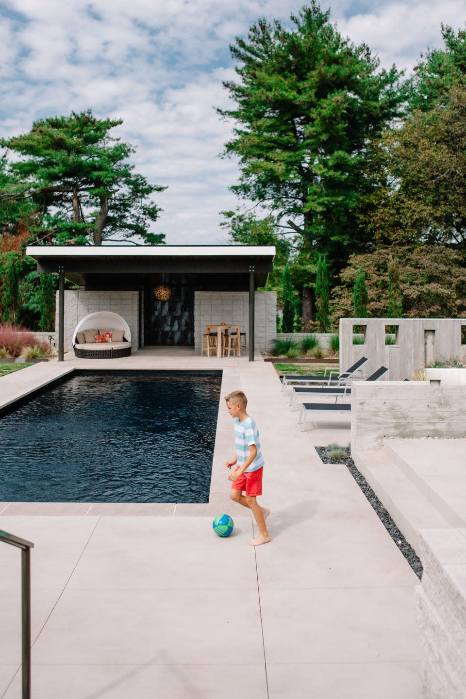 Modern In Ground Pool