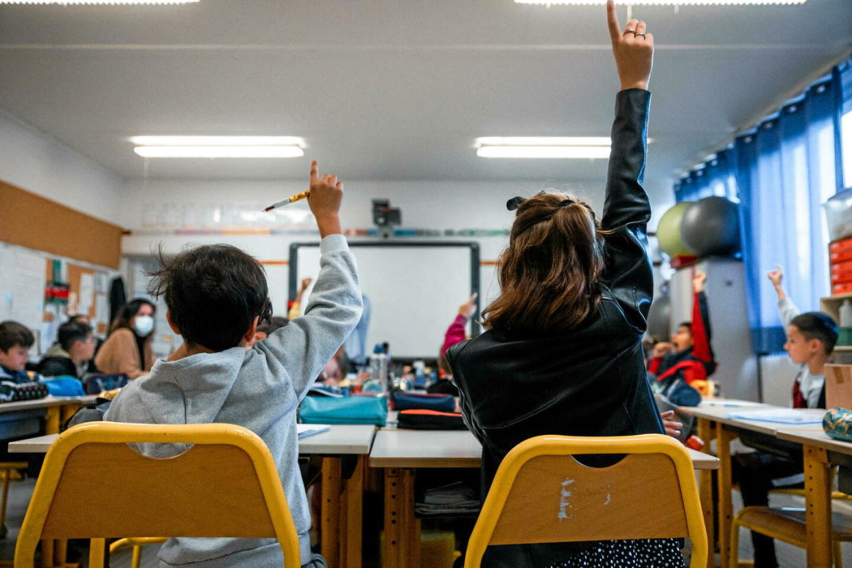 Des enseignants considèrent avoir reçu des lettres menaçantes de la part du rectorat de Versailles (illustration).  - Credit:ARNAUD LE VU / Hans Lucas / Hans Lucas via AFP