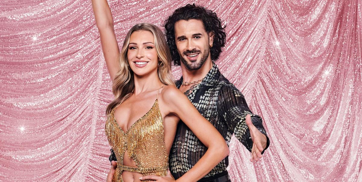 Strictly's Zara McDermott showcases flexibility in skintight