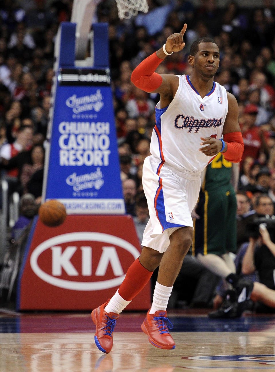 LOS ANGELES, CA - MARCH 31: Chris Paul #3 of the Los Angeles Clippers reacts to his basket during a 105-96 Clipper win over the Utah Jazz at Staples Center on March 31, 2012 in Los Angeles, California. NOTE TO USER: User expressly acknowledges and agrees that, by downloading and or using this photograph, User is consenting to the terms and conditions of the Getty Images License Agreement. (Photo by Harry How/Getty Images)