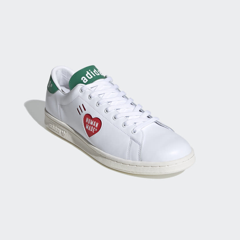 28 Unisex Valentine's Day Gifts: Adidas Stan Smith Sneakers 